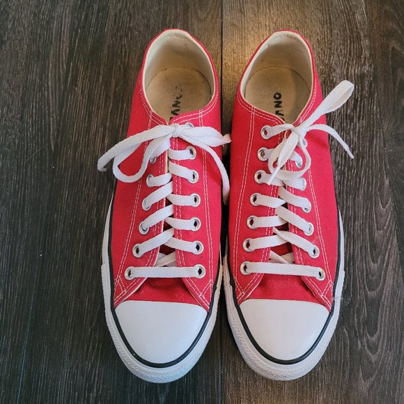 Converse - Red, W 10.5/M 8.5 - Picture 1 of 5